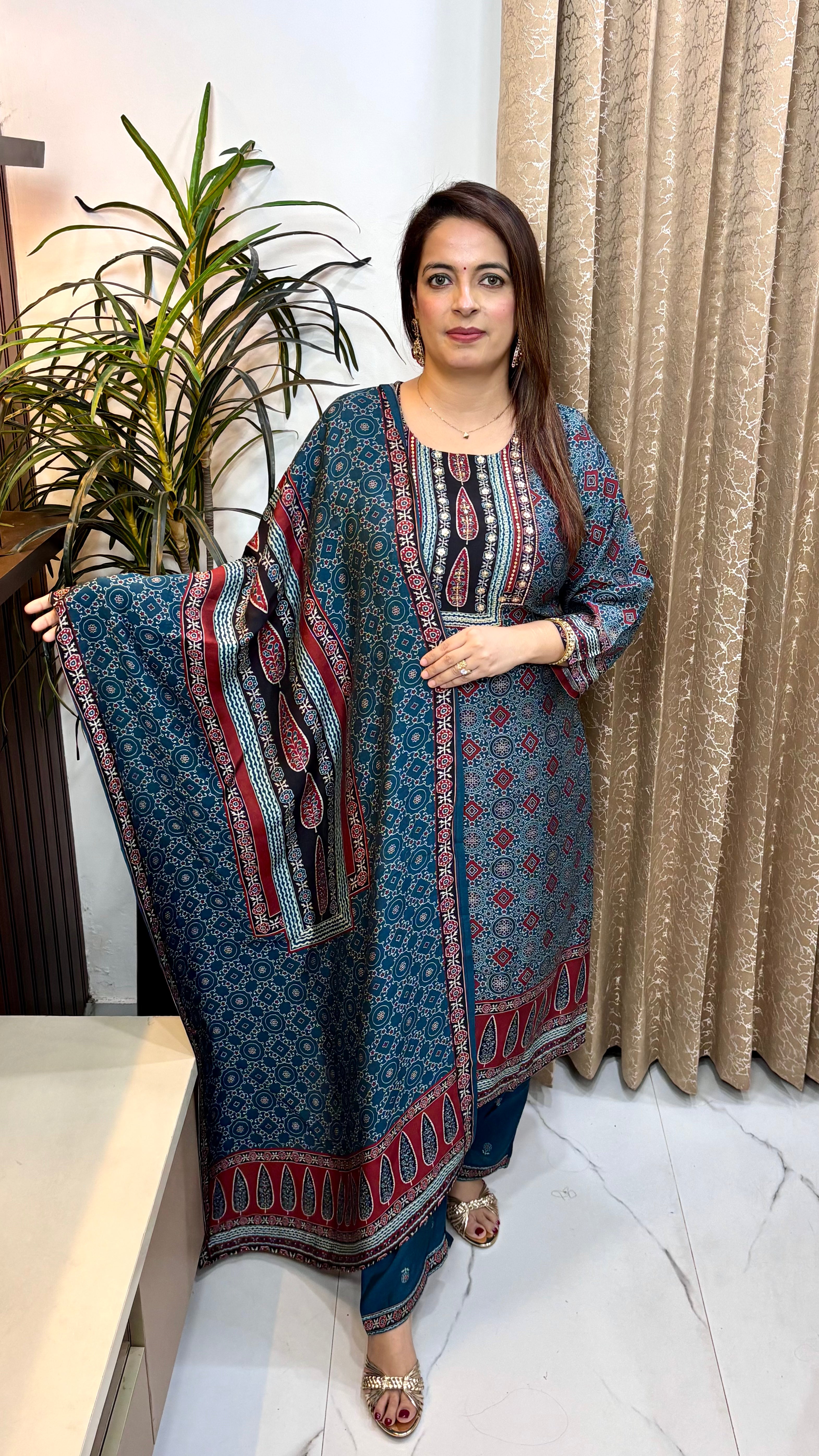 Regal Heritage: Pure Crepe 3-Piece Ajrakh Print Suit Set with Pure Crepe Dupatta