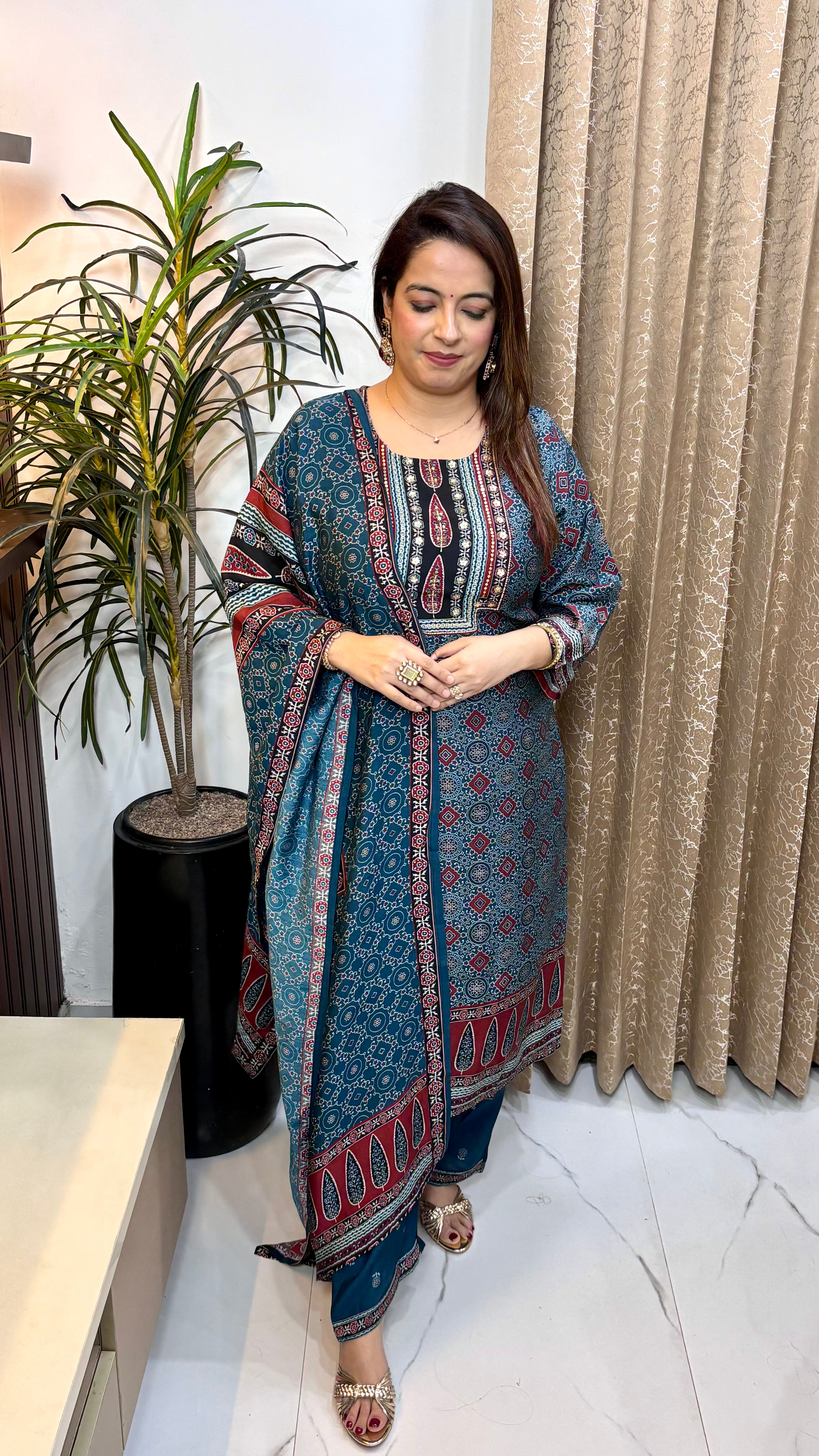 Regal Heritage: Pure Crepe 3-Piece Ajrakh Print Suit Set with Pure Crepe Dupatta