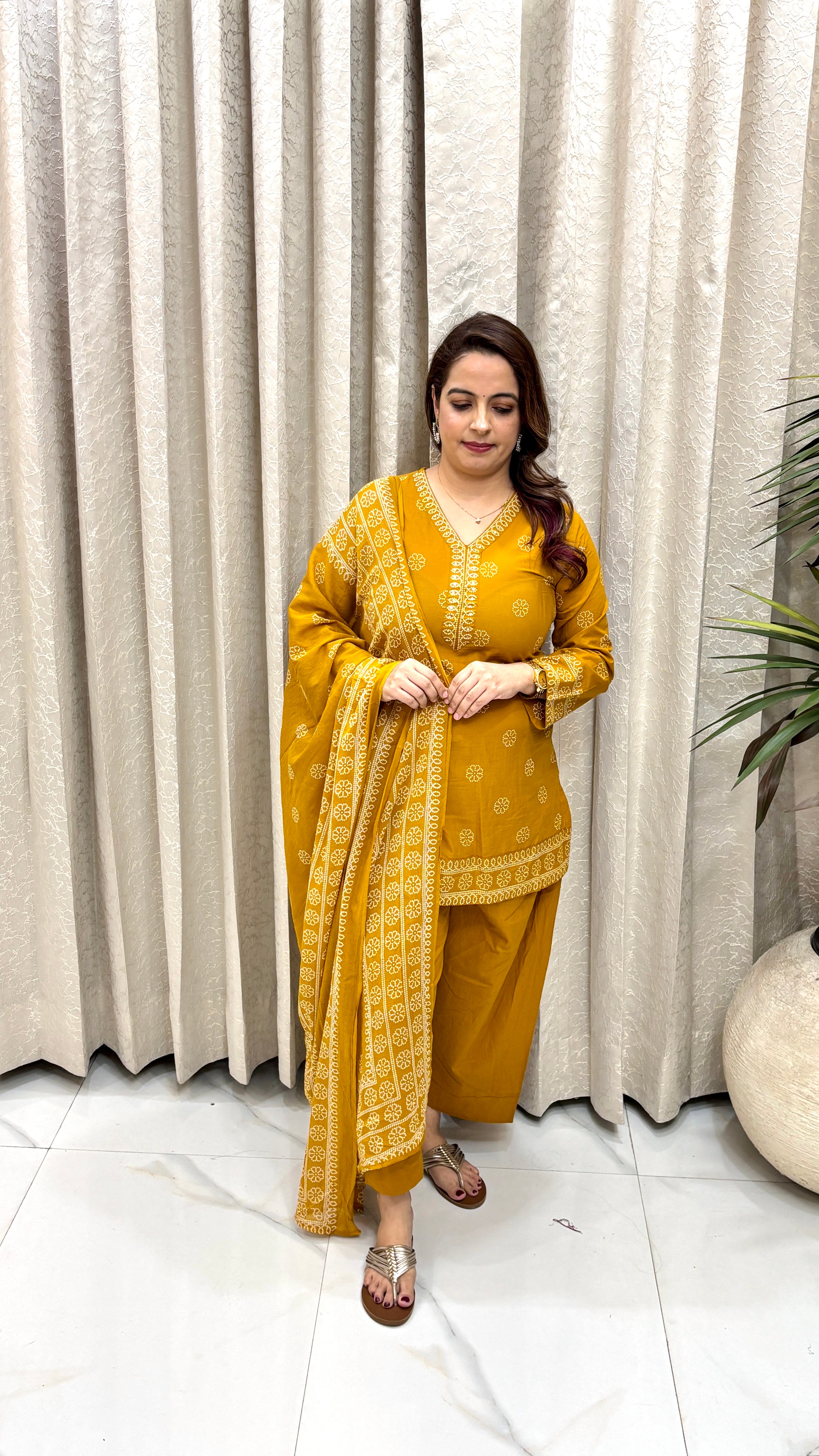 The Most Viral Bandhani Cotton Farshi Salwar Suit