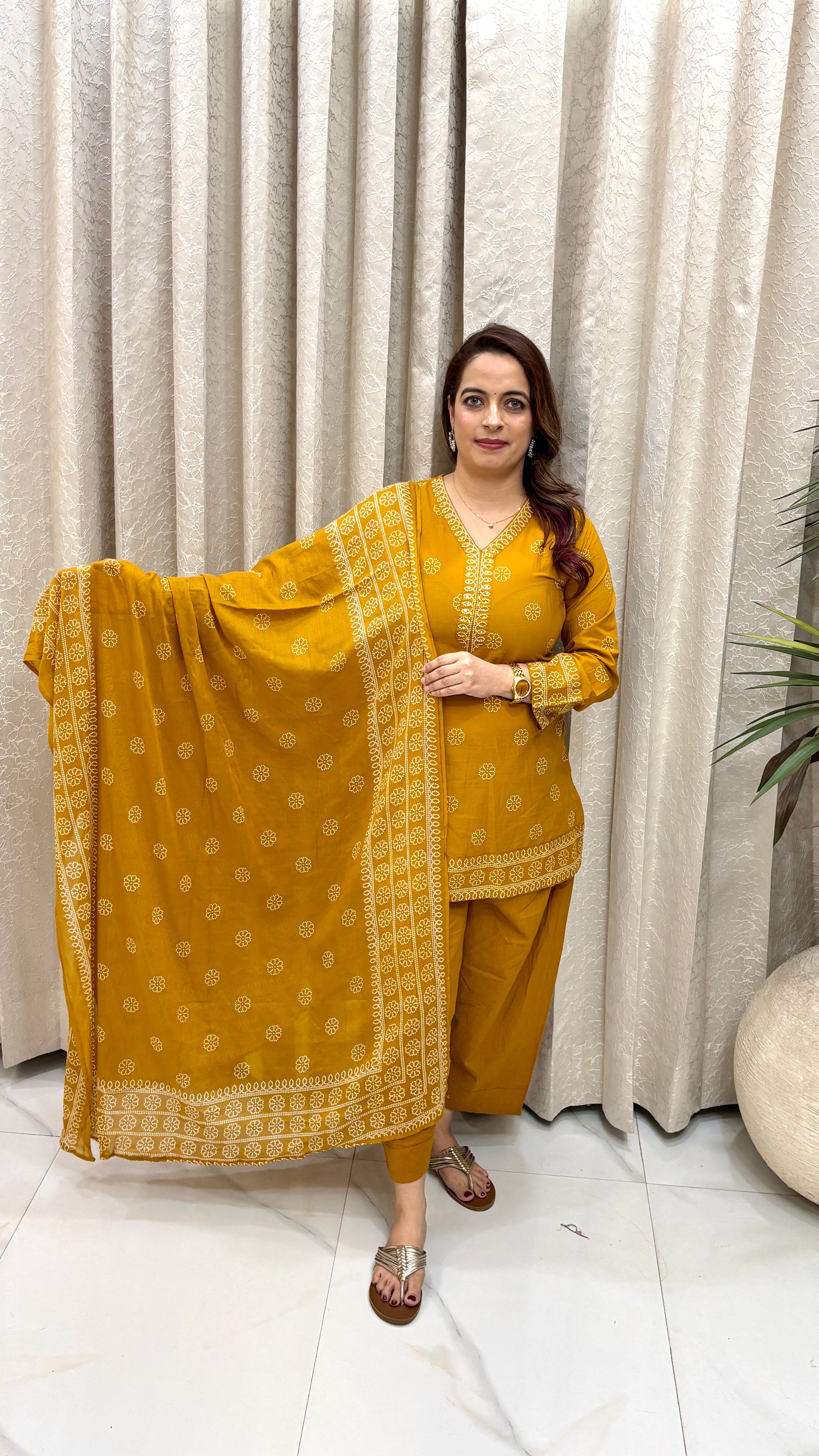 The Most Viral Bandhani Cotton Farshi Salwar Suit
