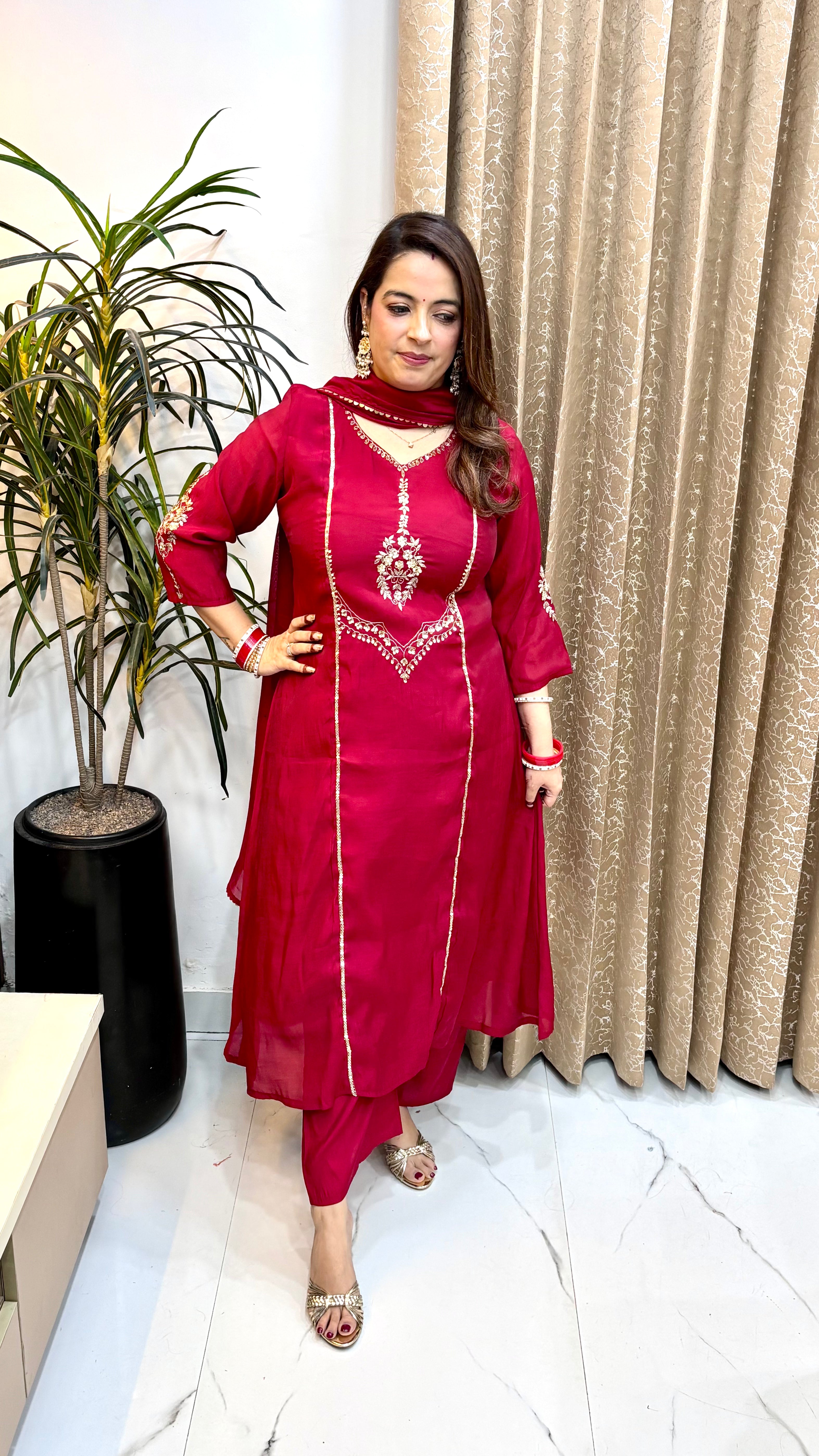 Mul Chanderi Hand-Embroidered 3-Piece Suit Set with Cotton Lining & Mulmul Dupatta