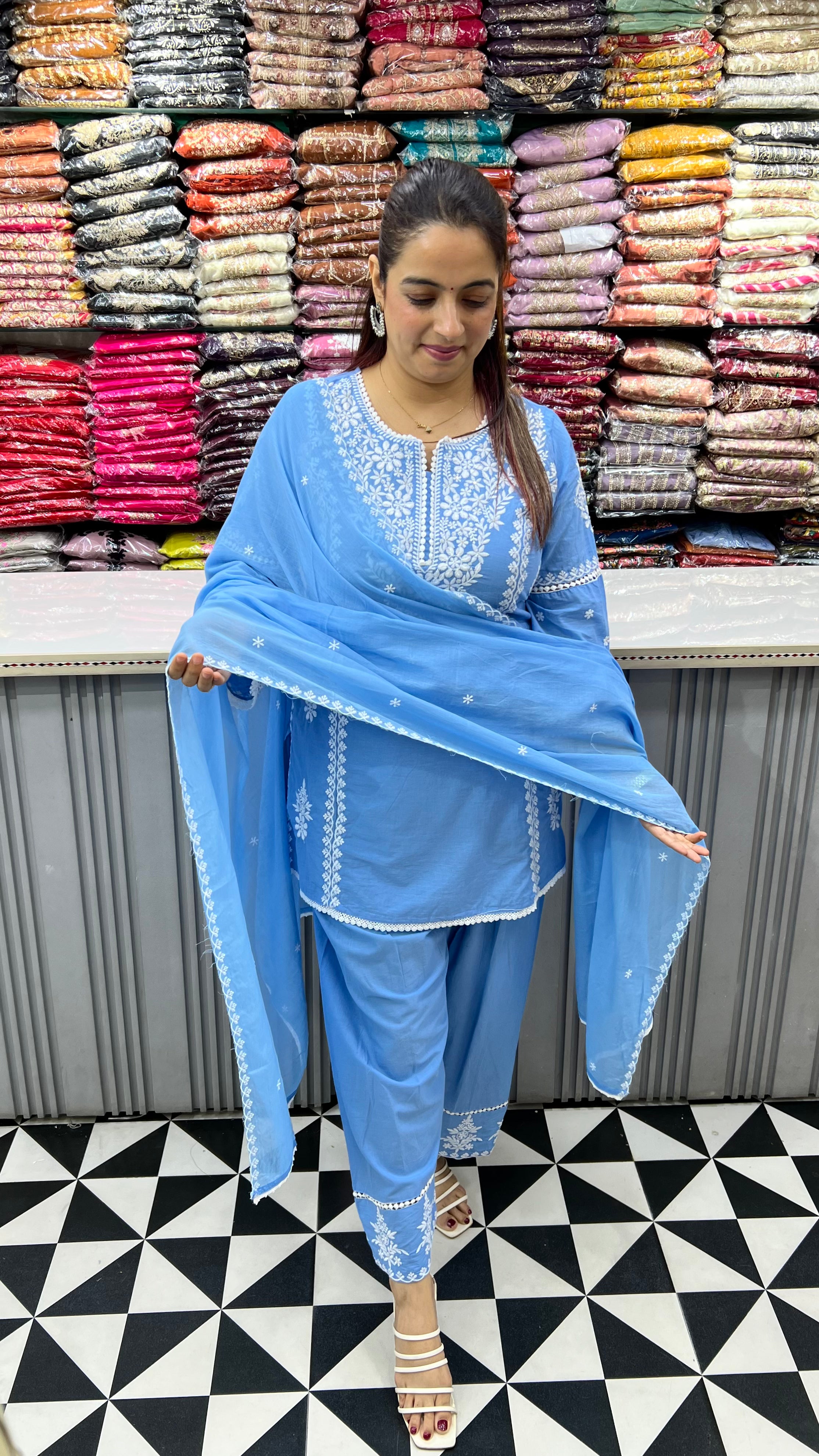 Trending Ethnic Grace: Pure Cotton Chikankari Suit Set with Viral Farshi Salwar & Mulmul Dupatta