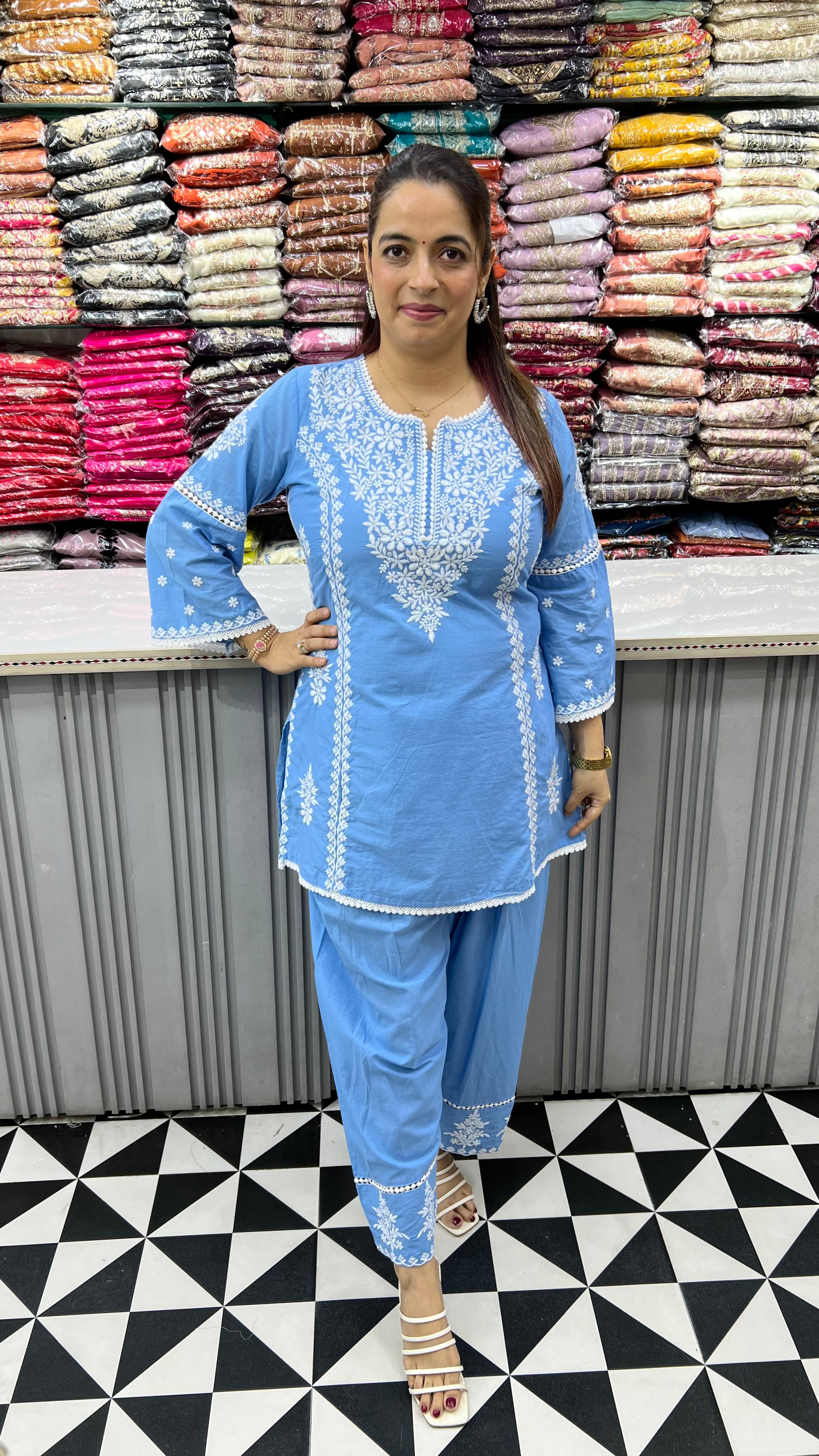 Trending Ethnic Grace: Pure Cotton Chikankari Suit Set with Viral Farshi Salwar & Mulmul Dupatta
