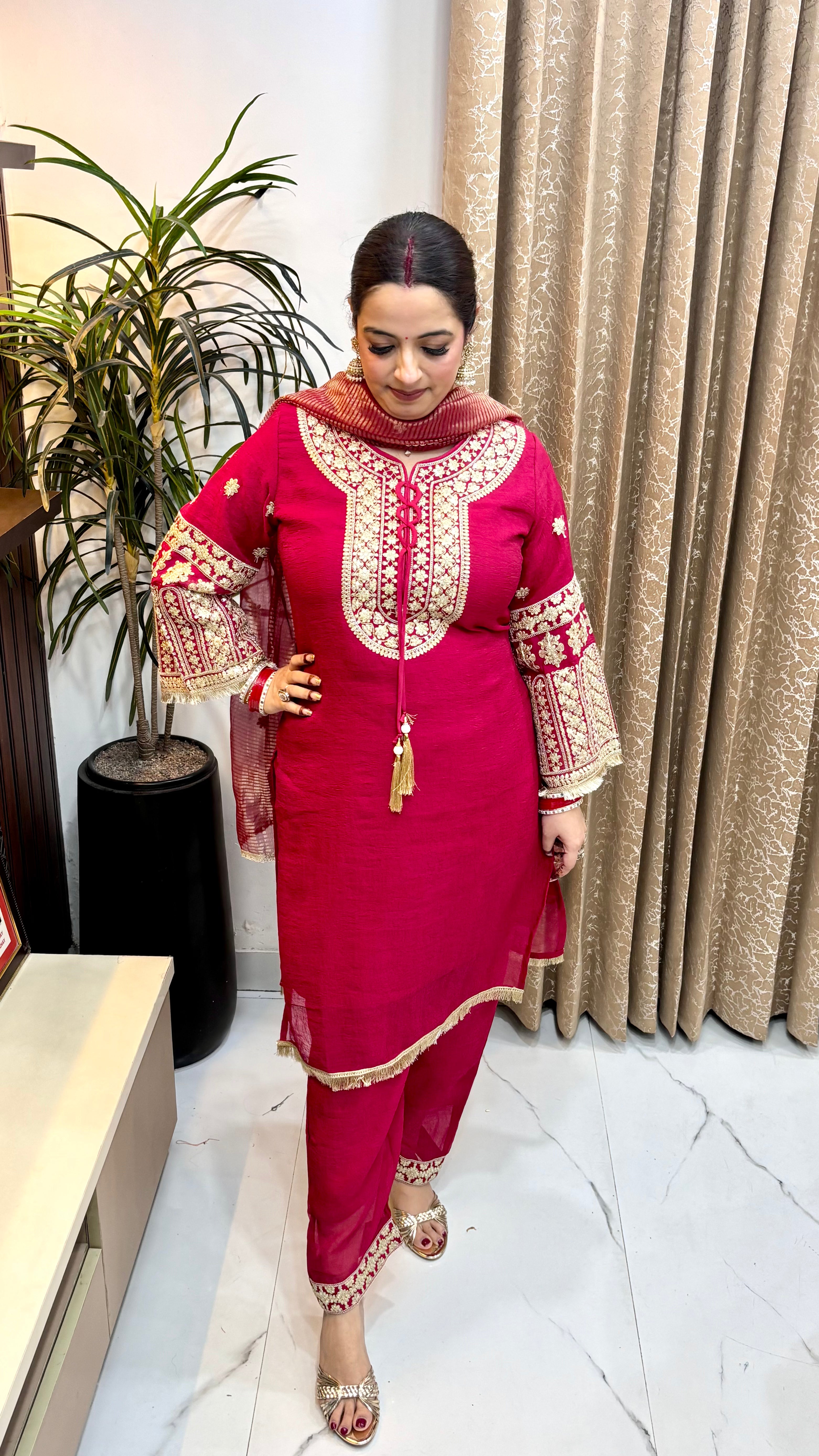 Pure Silk 3-Piece Suit Set in Pakistani Style with Fine Embroidery Work