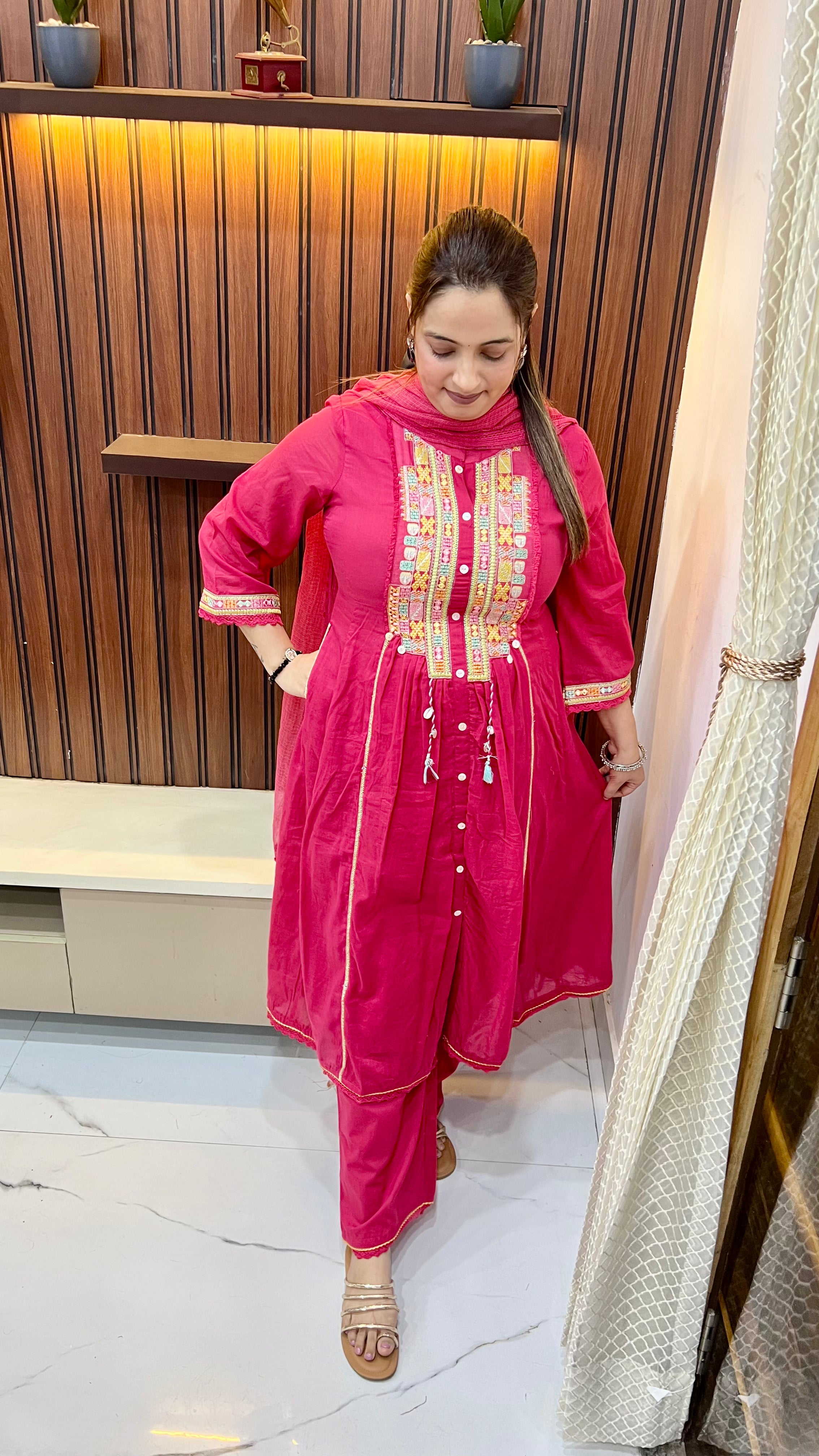 Mul Cotton A-Line Suit (Model Wearing Size XL) — Pocketed Design with Gathered Detailing