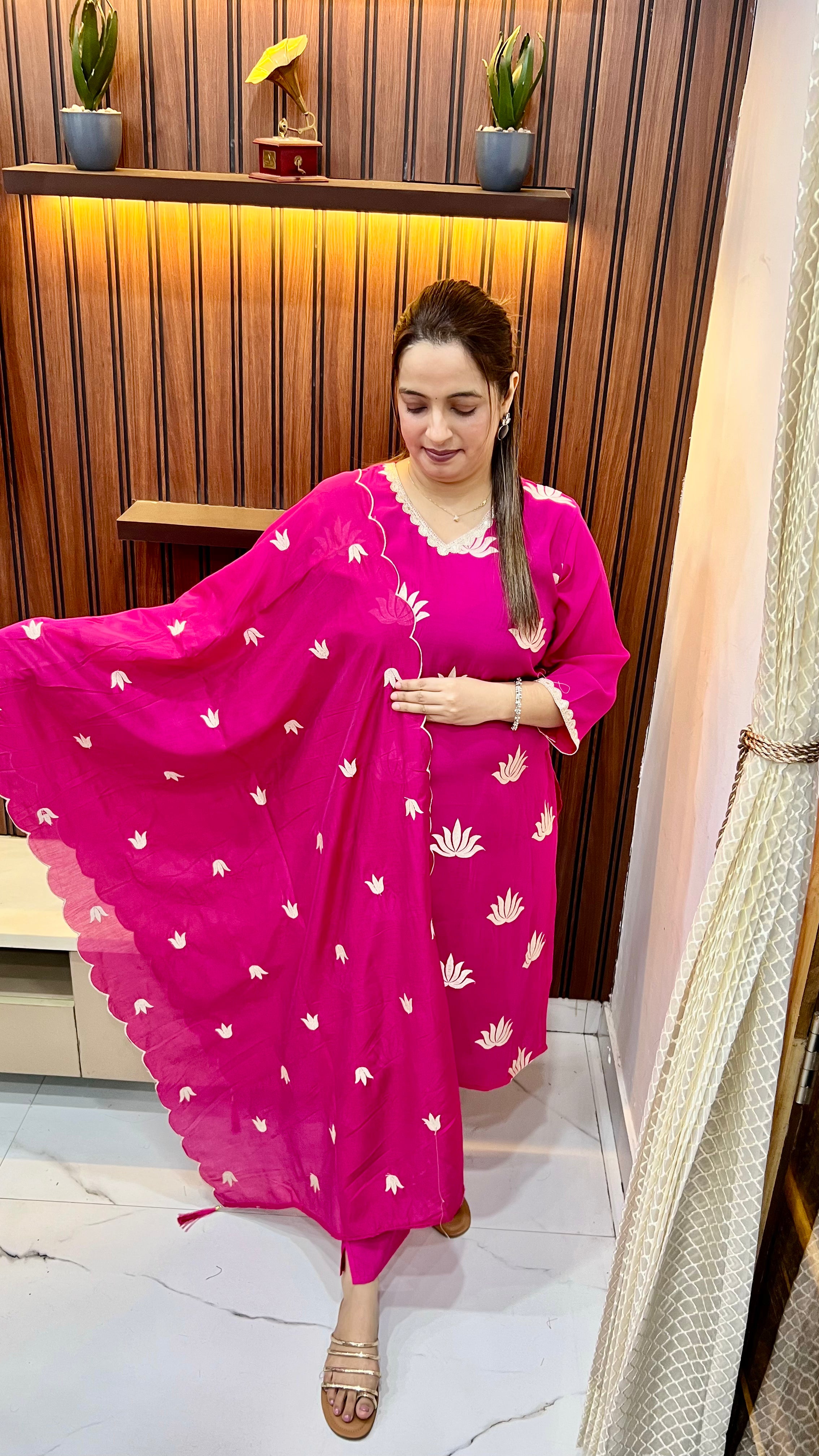 Mul Chanderi Suit (Model Wearing Size L) — Thread Embroidery with Coordinated Dupatta