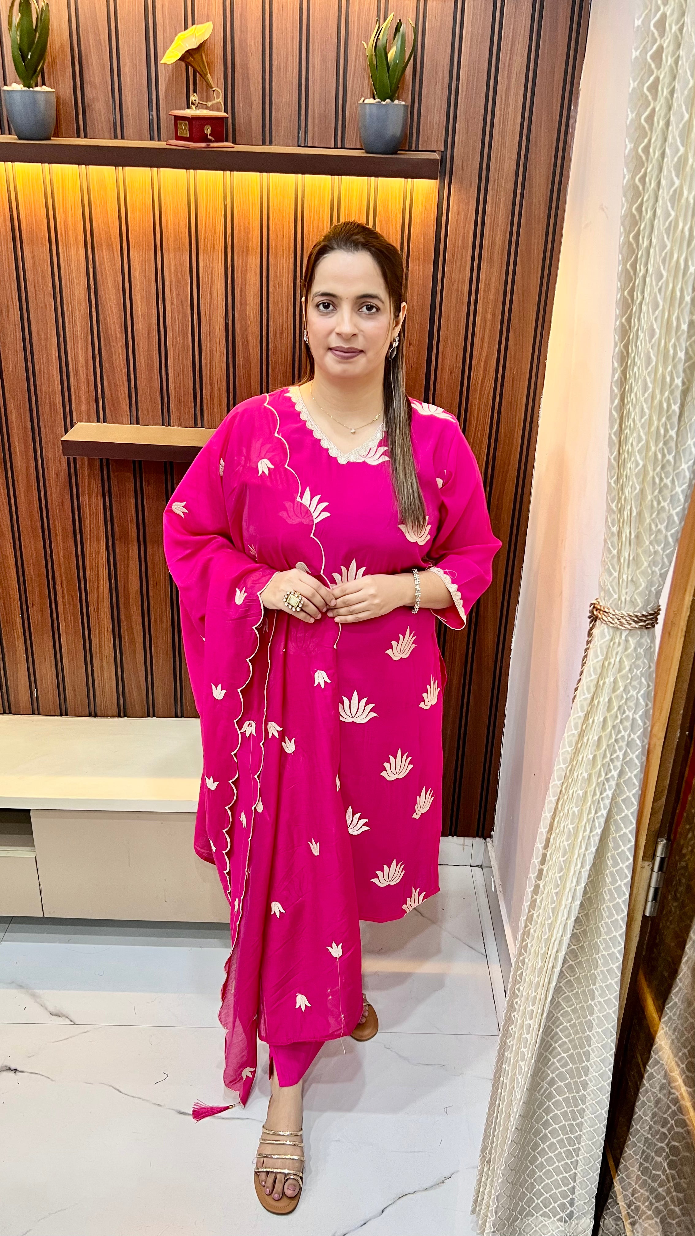 Mul Chanderi Suit (Model Wearing Size L) — Thread Embroidery with Coordinated Dupatta