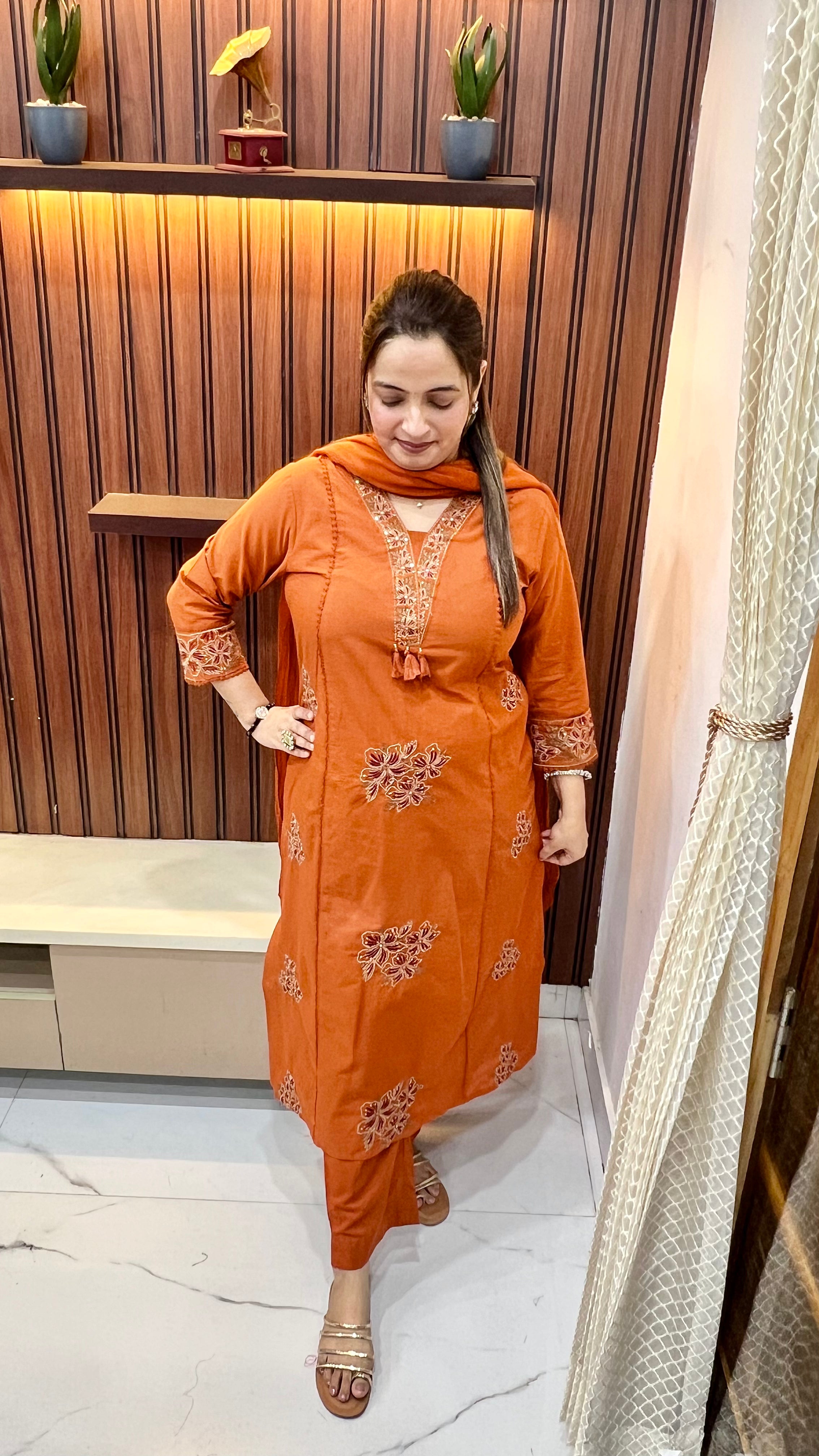 Pure Cotton A-Line Suit with Short Slits (Model Wearing Size XL)