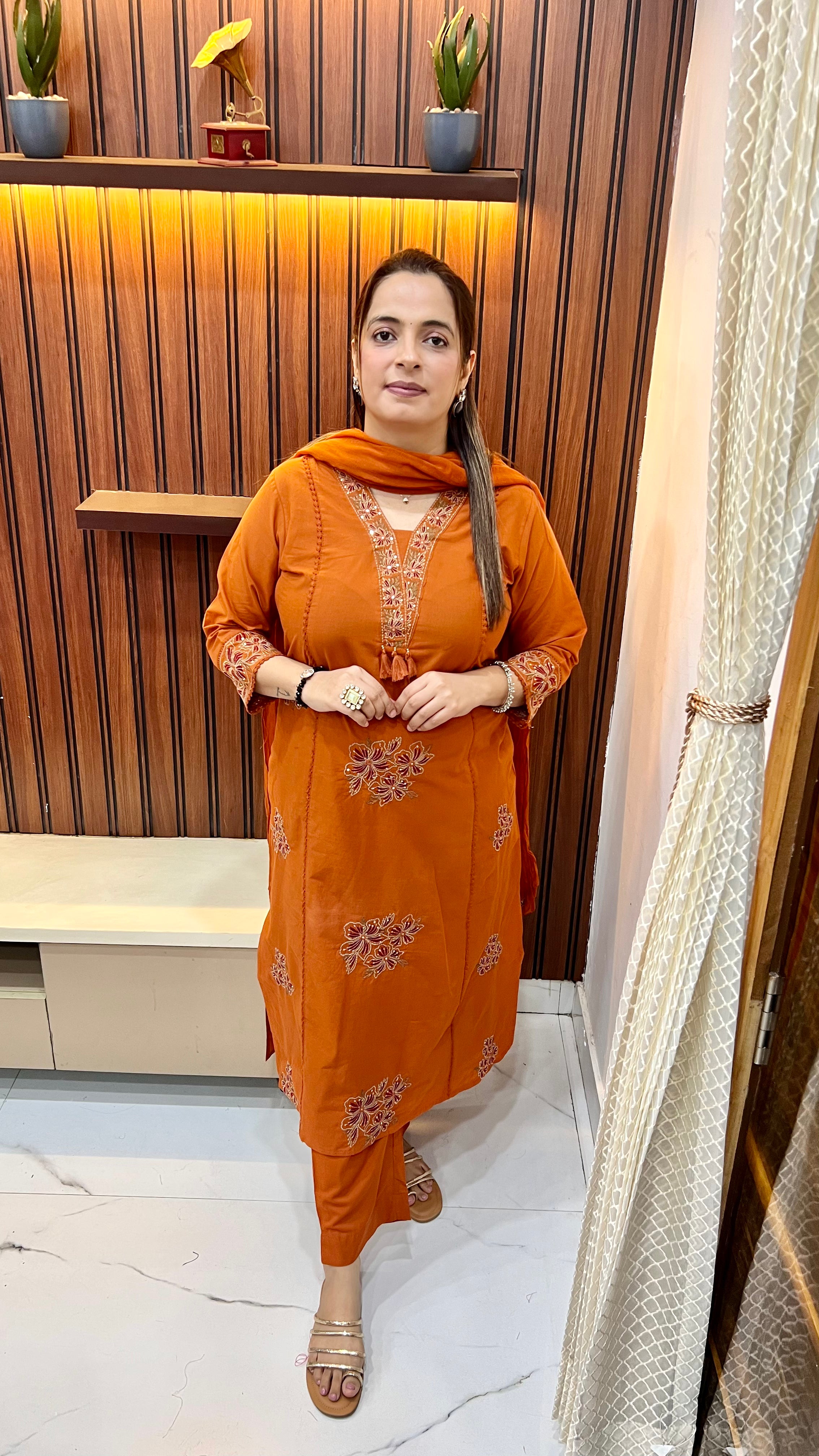 Pure Cotton A-Line Suit with Short Slits (Model Wearing Size XL)