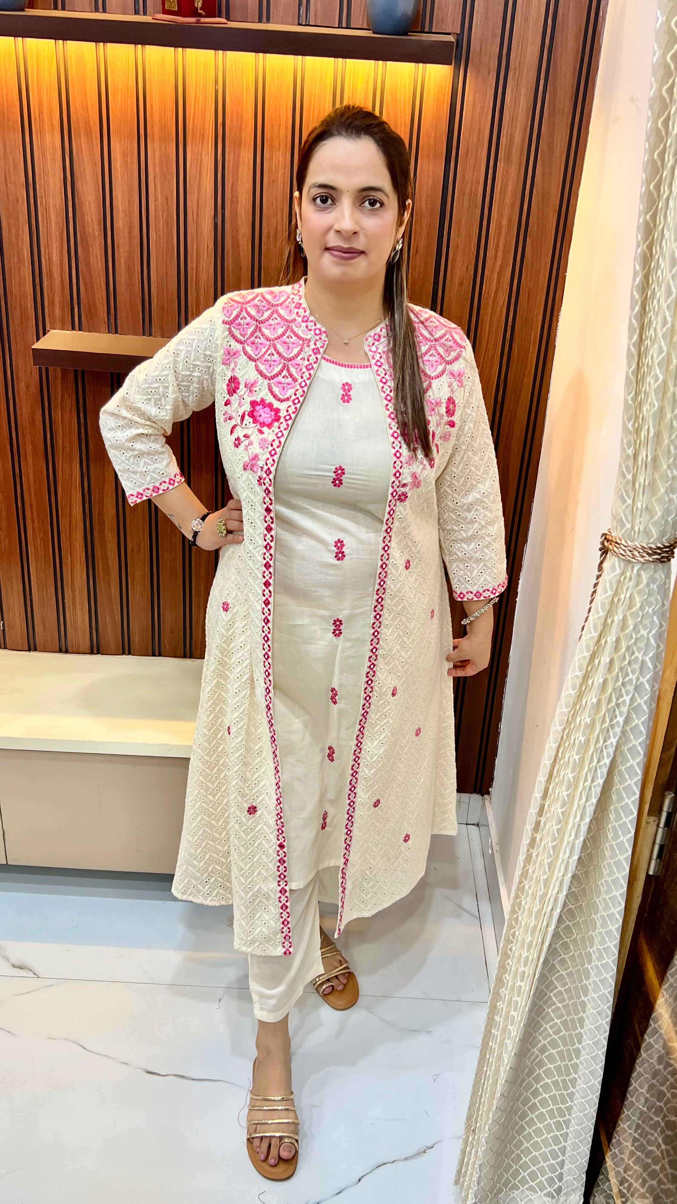 Pure Cotton Schiffli A-Line Suit with Detachable Shrug (Model Wearing Size XL)