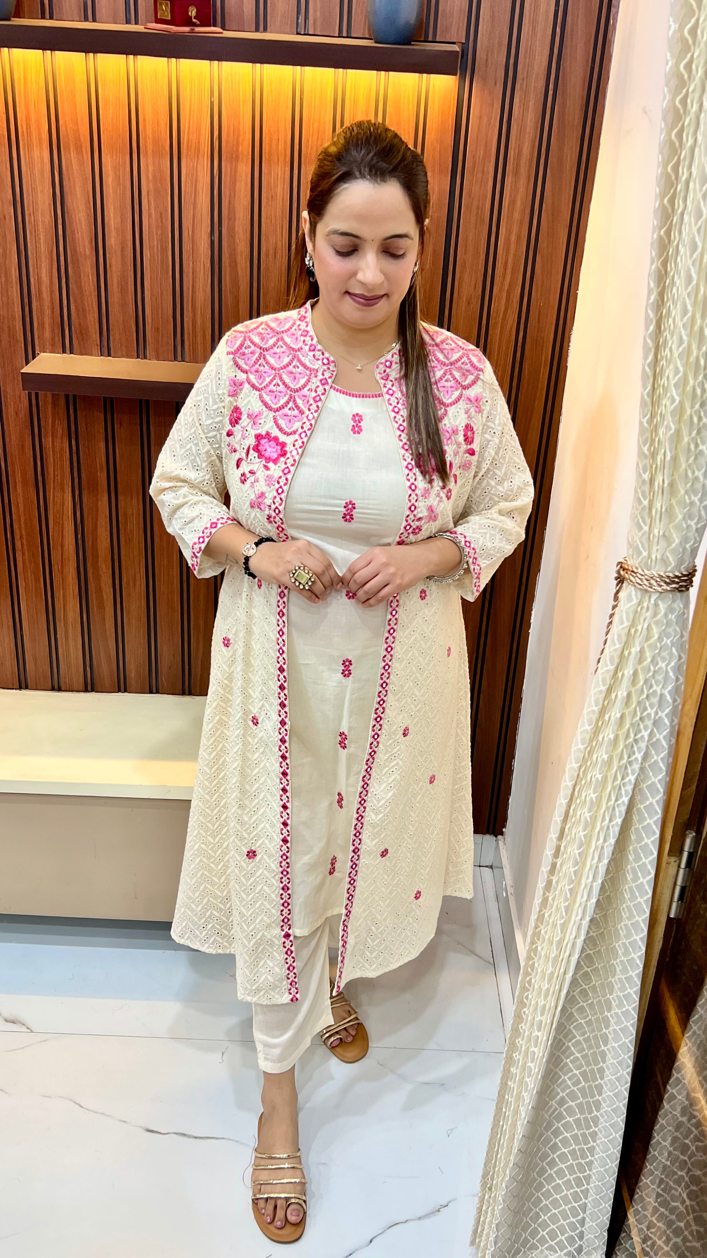 Pure Cotton Schiffli A-Line Suit with Detachable Shrug (Model Wearing Size XL)