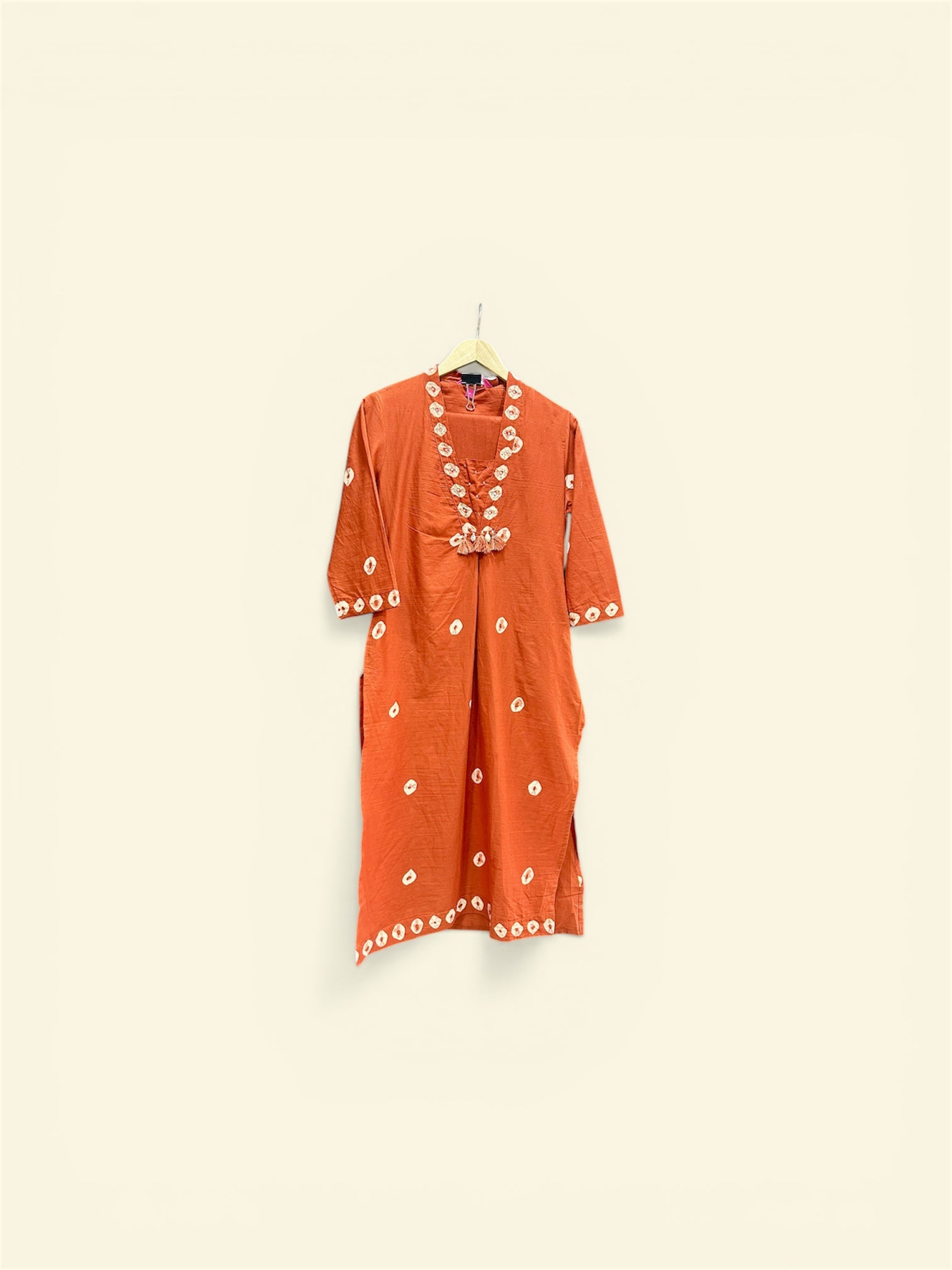 Pure Cotton Suit with Bandhani Print & Chinese Collar ✨