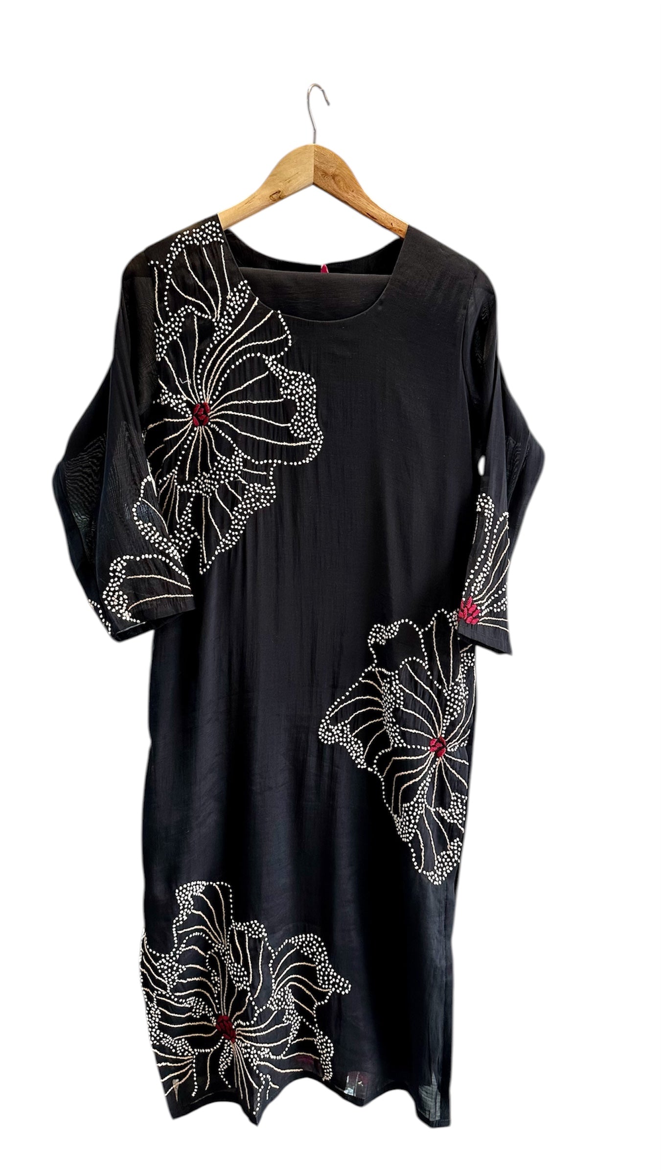 Mul Chanderi Suit with Kolkatta Knot Work ✨ (Copy)