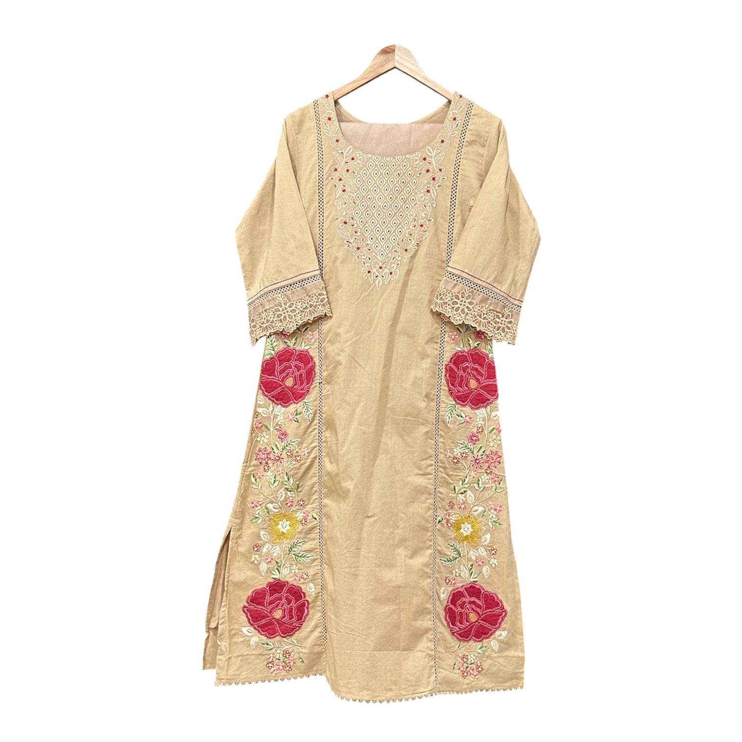 👑 The Regal Silhouette: Pure Cotton Pakistani Suit with Resham & Organza Artistry 👑