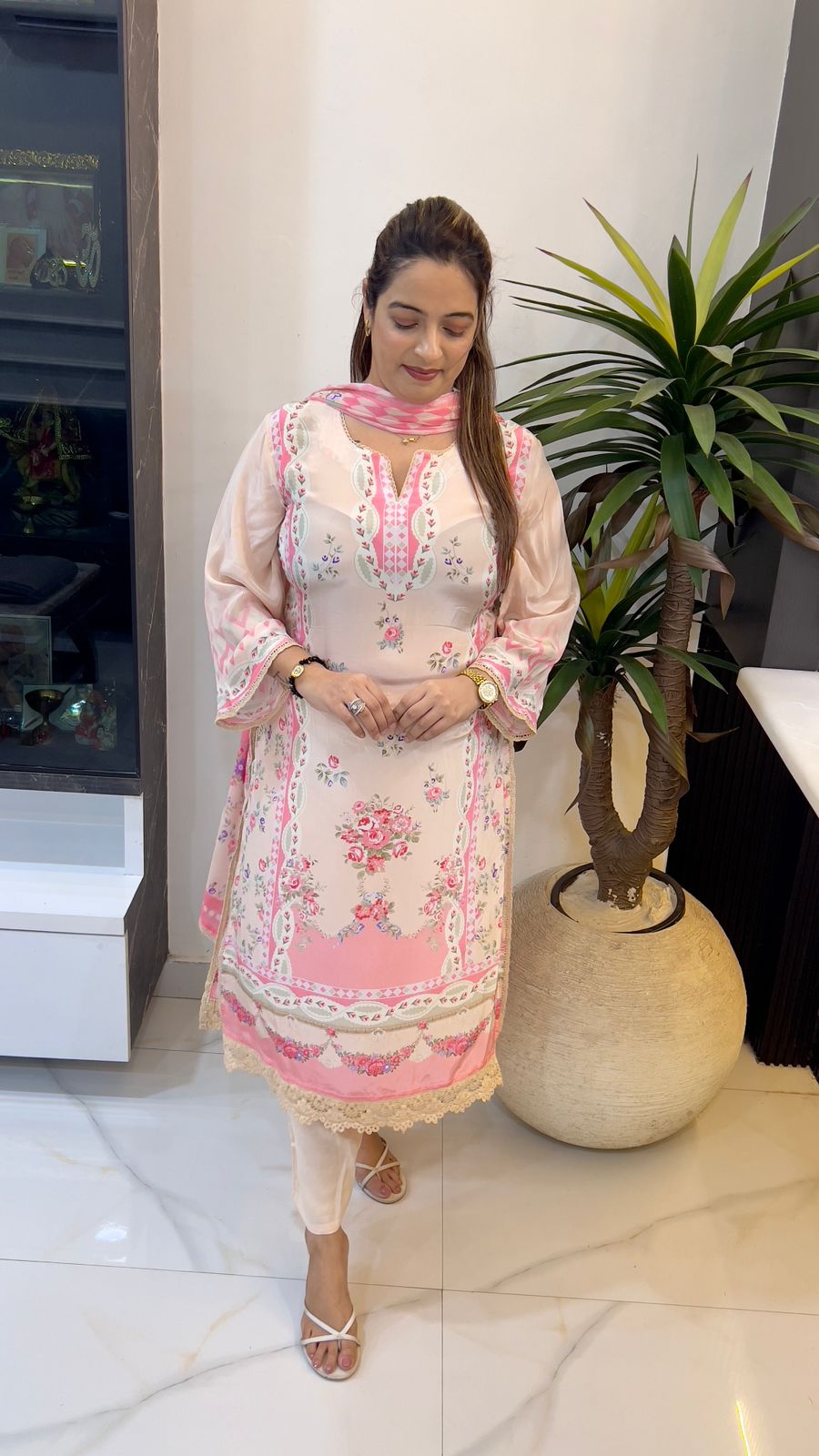 Women’s Printed Kurti in Premium Russian Crepe – Elegant & Comfortable Daily Wear