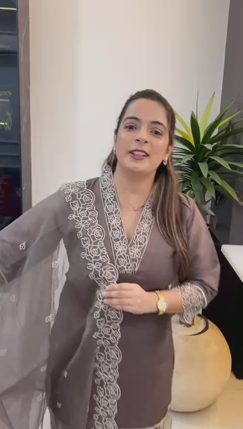 Women’s Masleen Suit Set with Organza Dupatta – Elegant Ethnic Wear