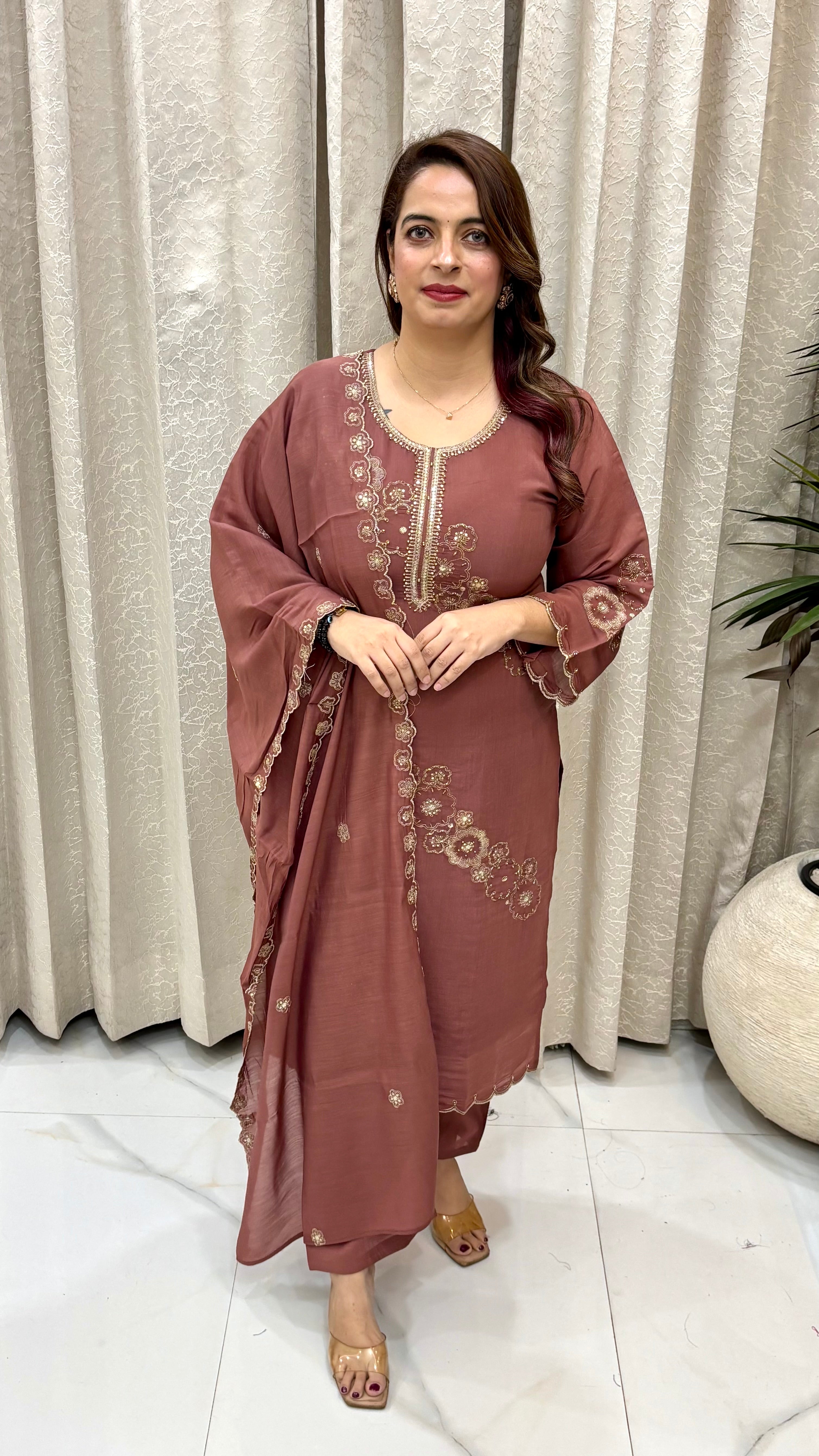 Mul Chanderi Embroidered Suit