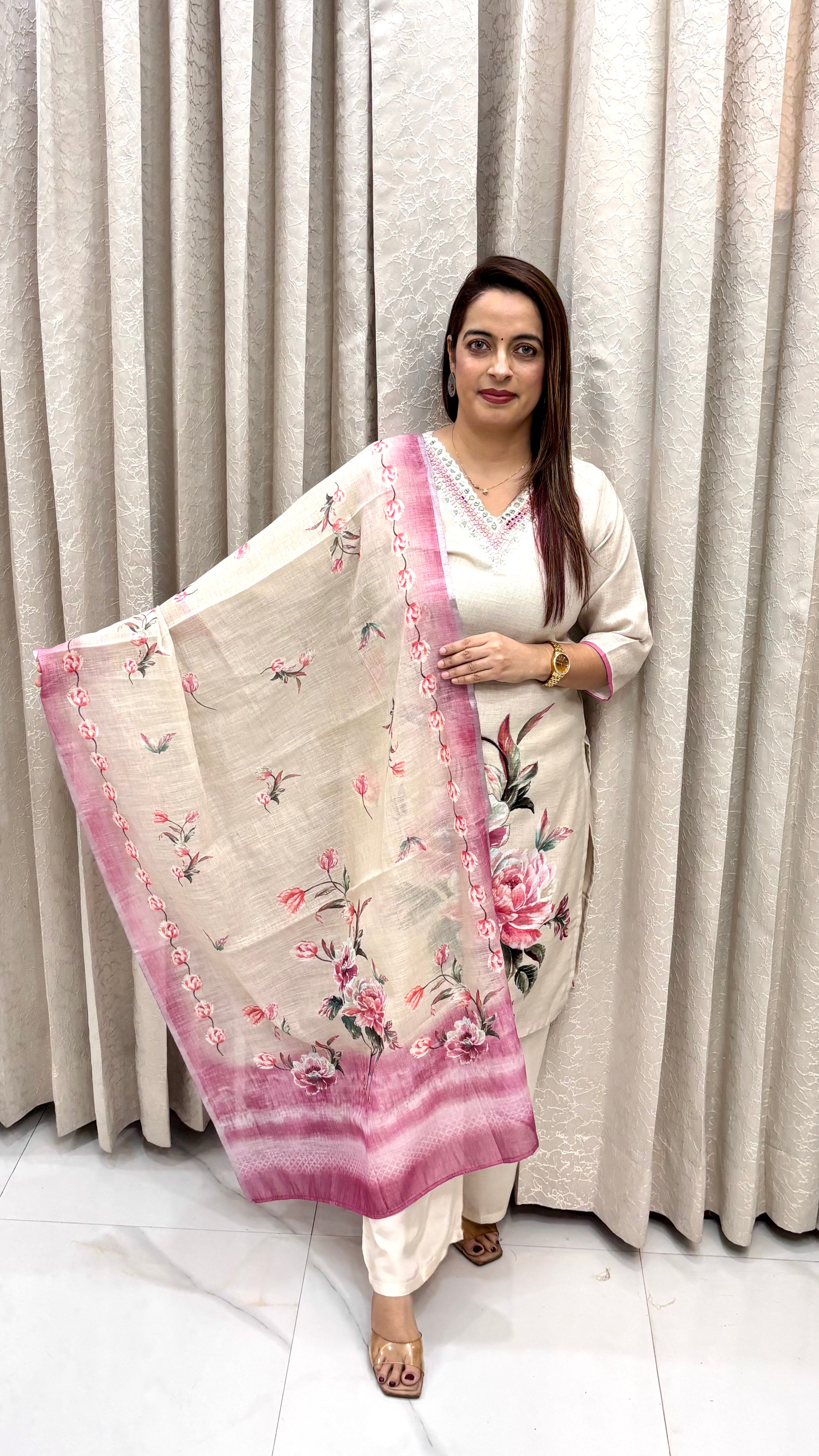Elegant Pure Linen Suit – Real Mirror & Appliqué Artistry