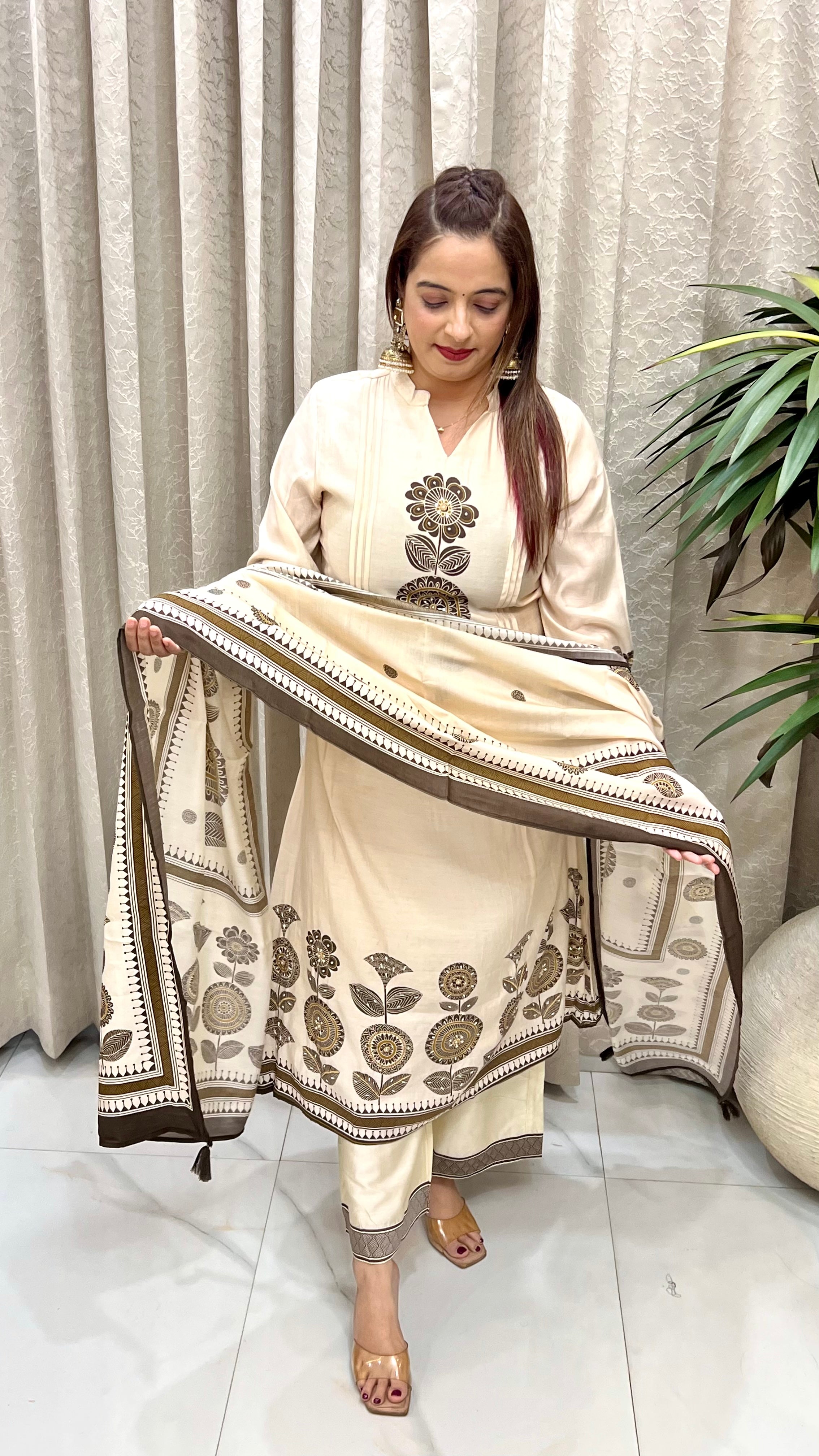 Mul Chanderi Suit with Ban Neck, Hand Embroidery & Cotton Silk Bottom