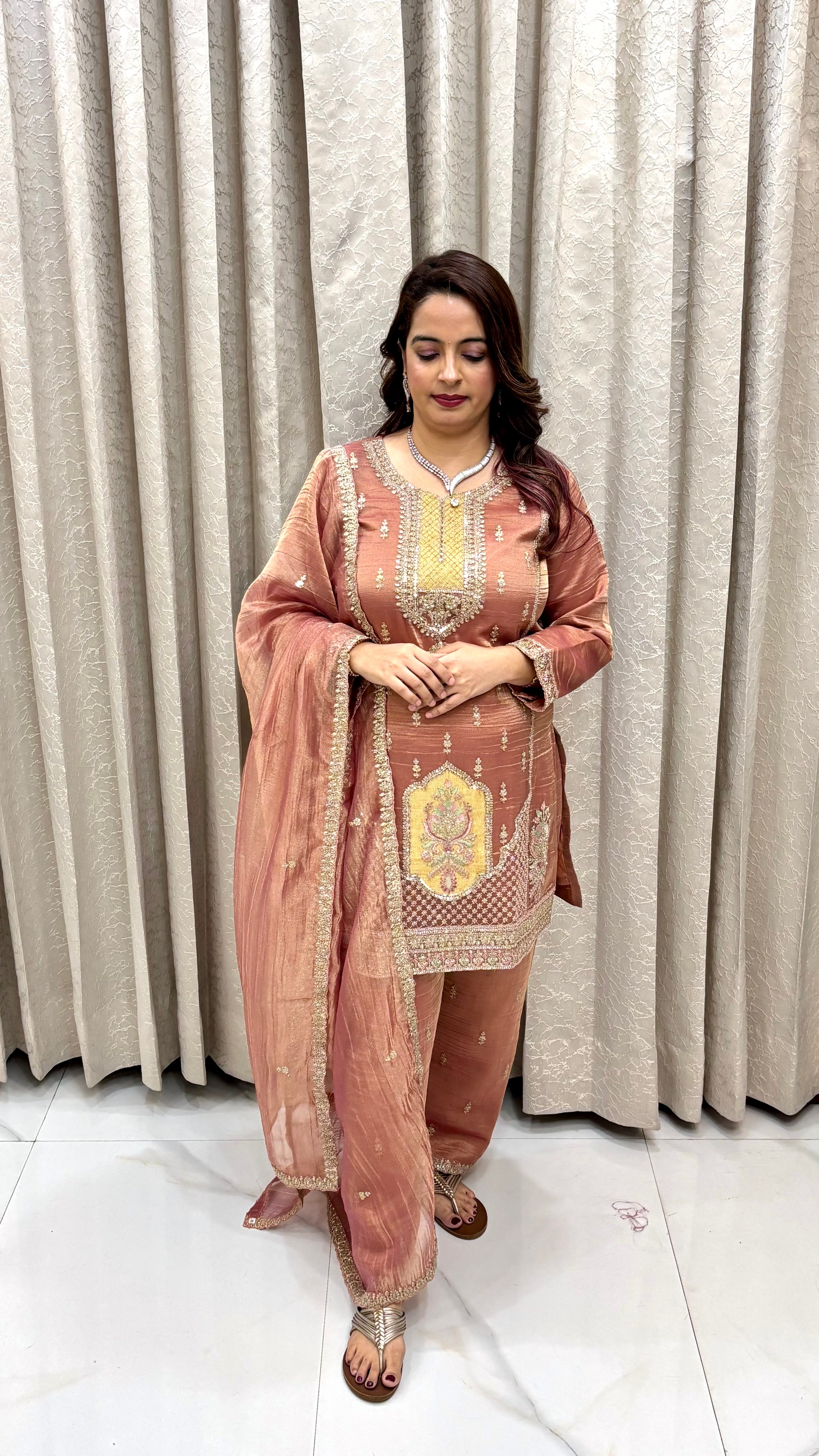 Most Viral Crushed Organza Shimmer Farshi Salwar Suit ✨