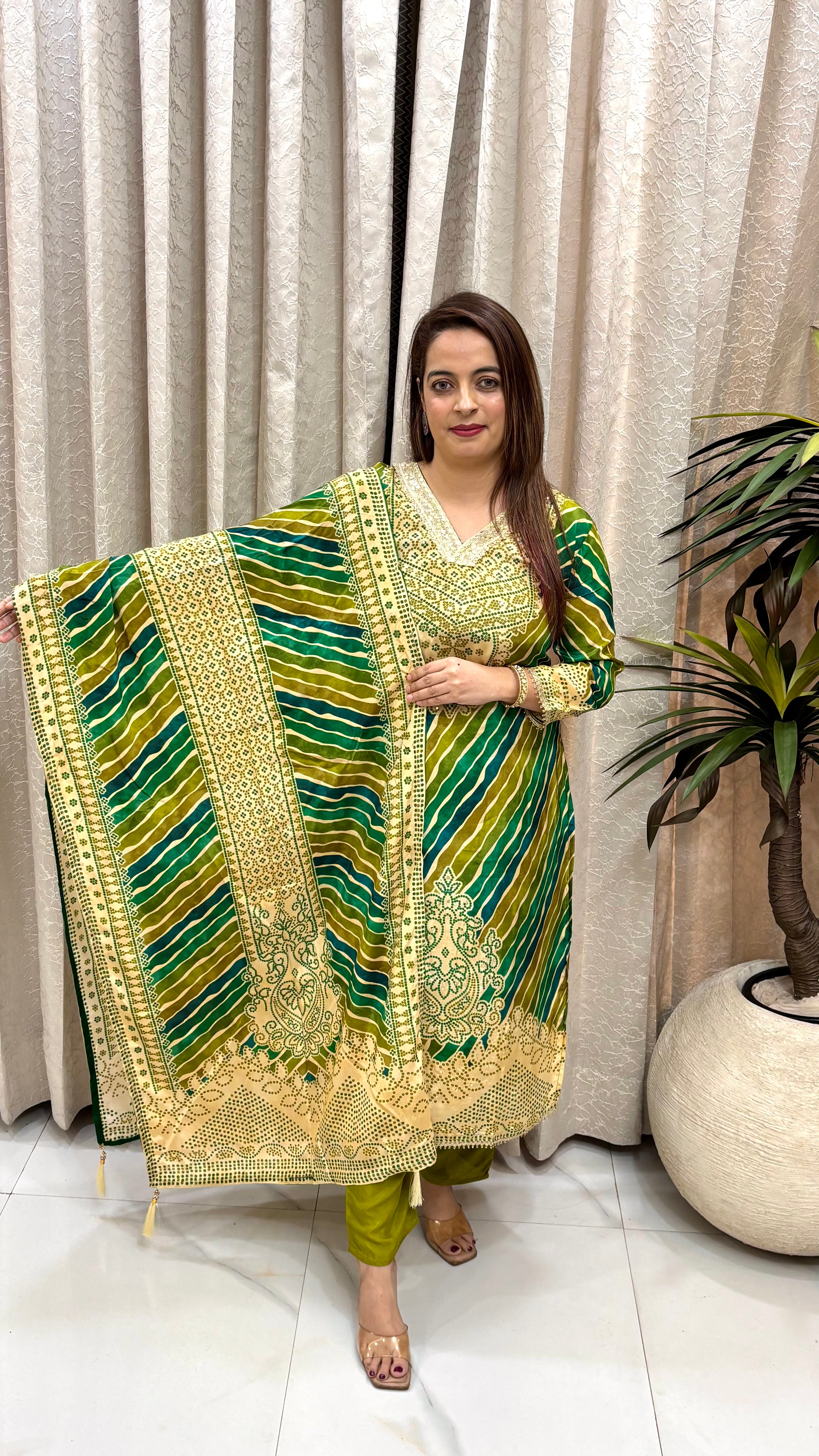 Russian Crepe Lehariya & Bandhani Print Suit