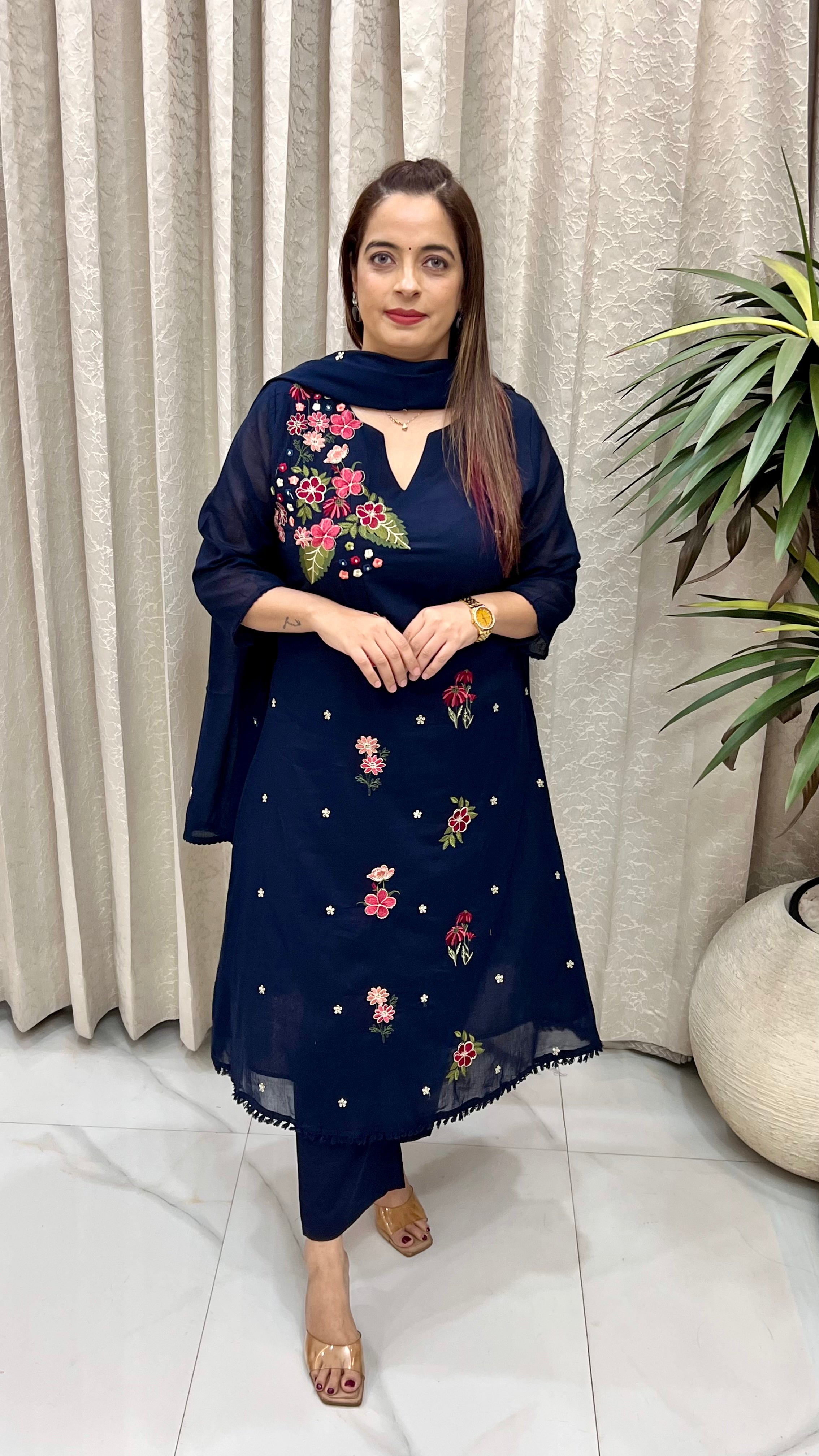 Premium Cotton Suit with Thread Embroidery, Pure Cotton Lining & Mulmul Cotton Dupatta