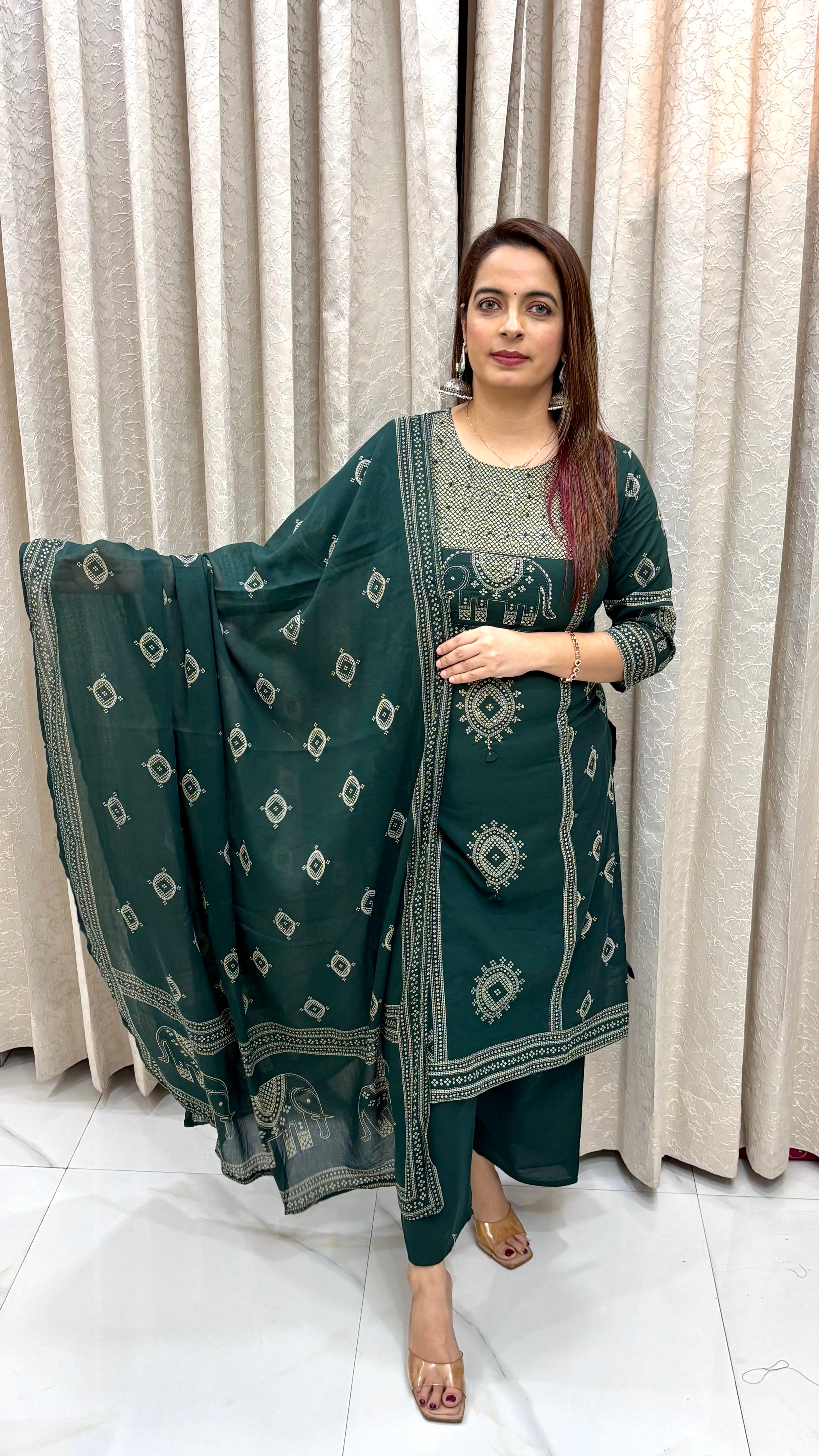 Pure Cotton Bandhani Madhubani Art Suit