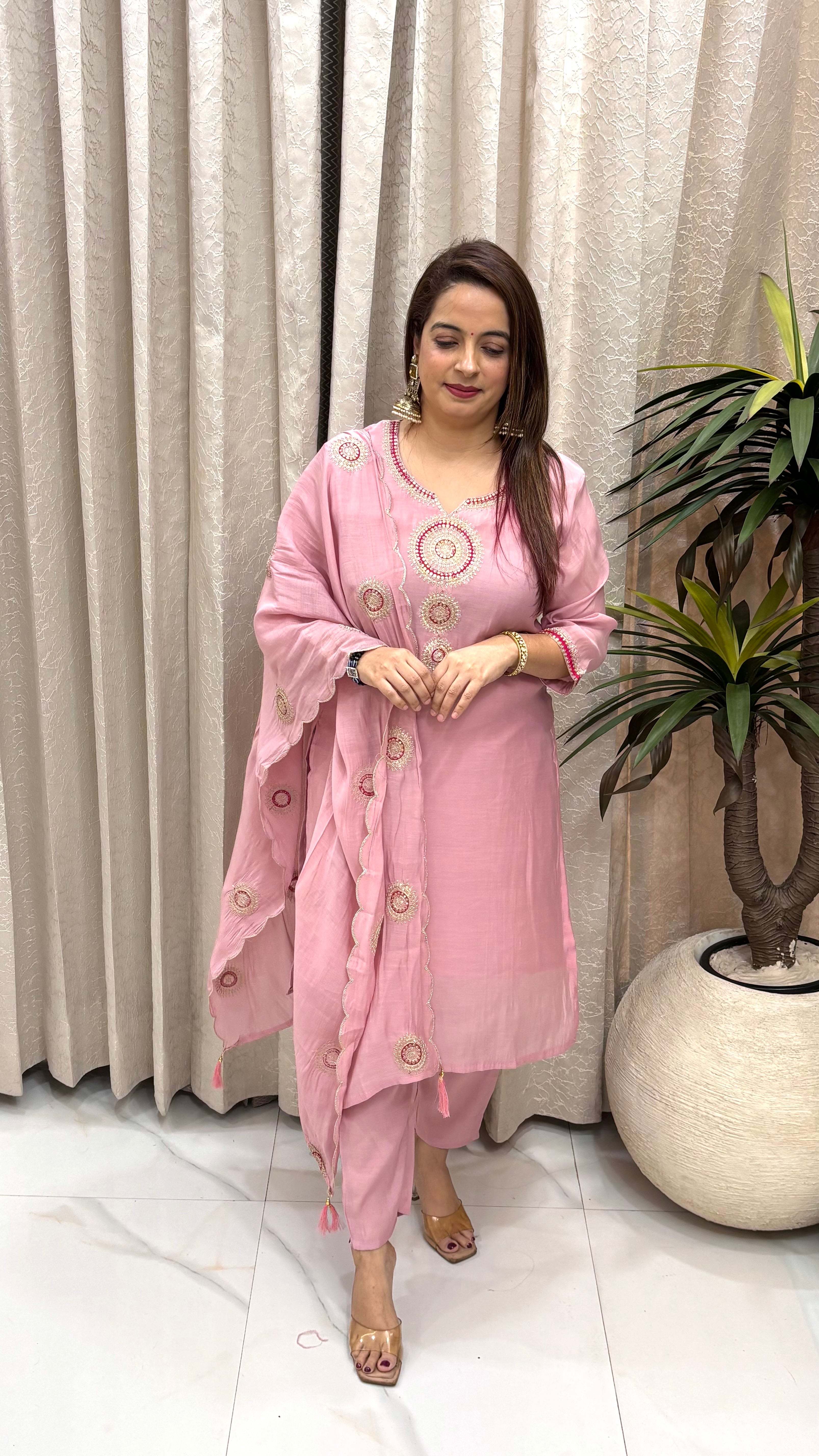 Mul Chanderi Embroidered Suit