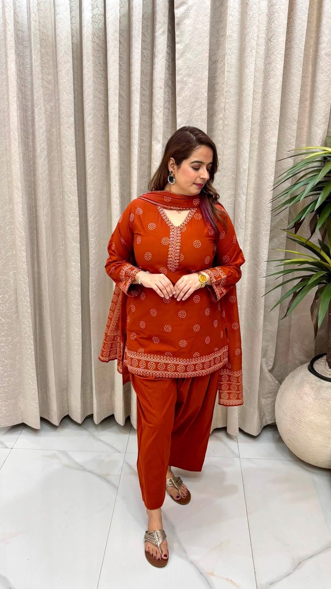 Viral Farahi Salwar Set with Bandhani Print Cotton Shirt & Mulmul Cotton Dupatta